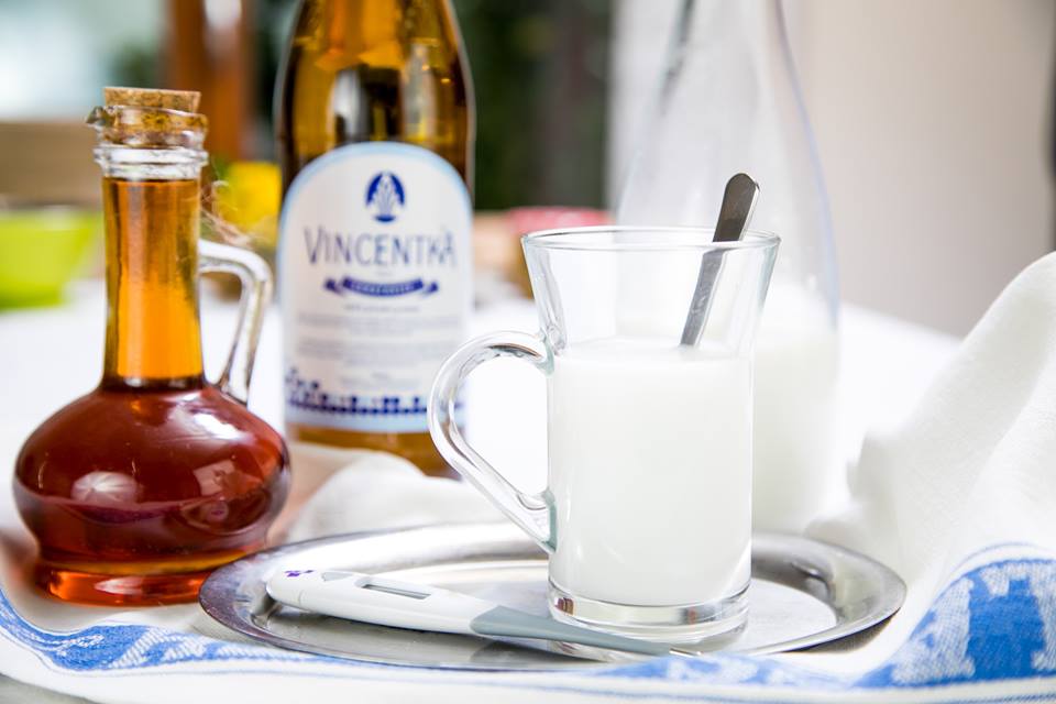 Vincentka s mlékem a medem