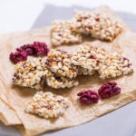 Medové bonbony s burizony a vlašskými ořechy