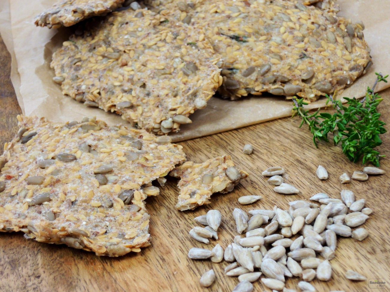 RAW chlebové placičky