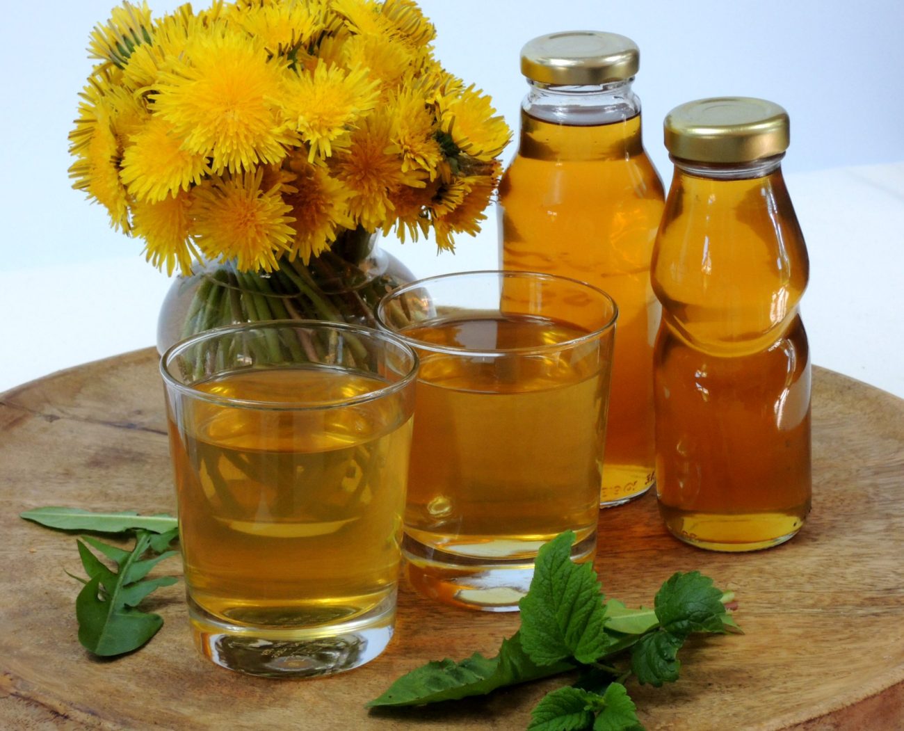 Pampeliško-meduňkový sirup