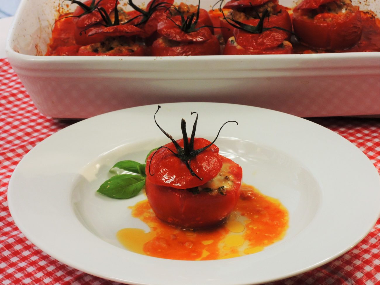 Rajčata zapečená s mletým masem a mascarpone