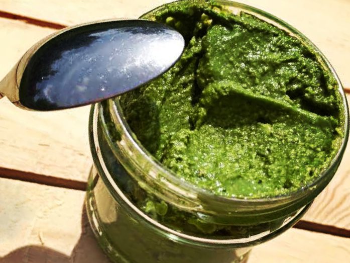 Rukolové pesto