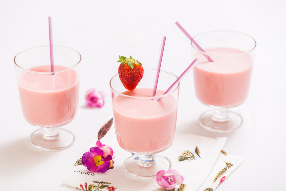 Jahodové lassi – ajurvédský osvěžující nápoj