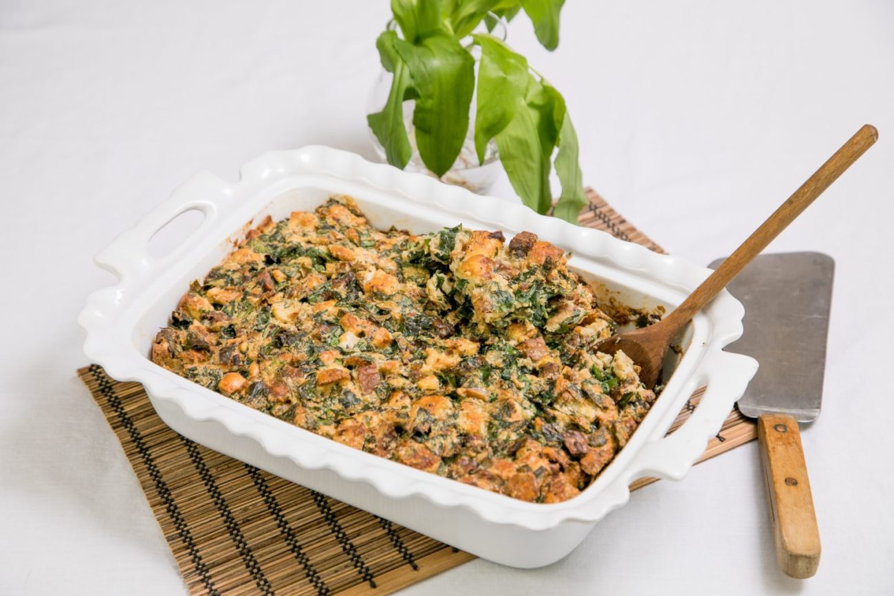 Vegetariánská nádivka s medvědím česnekem a kopřivami