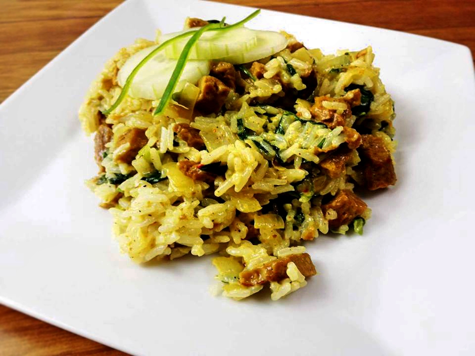 Vegetariánská kari směs s rýží