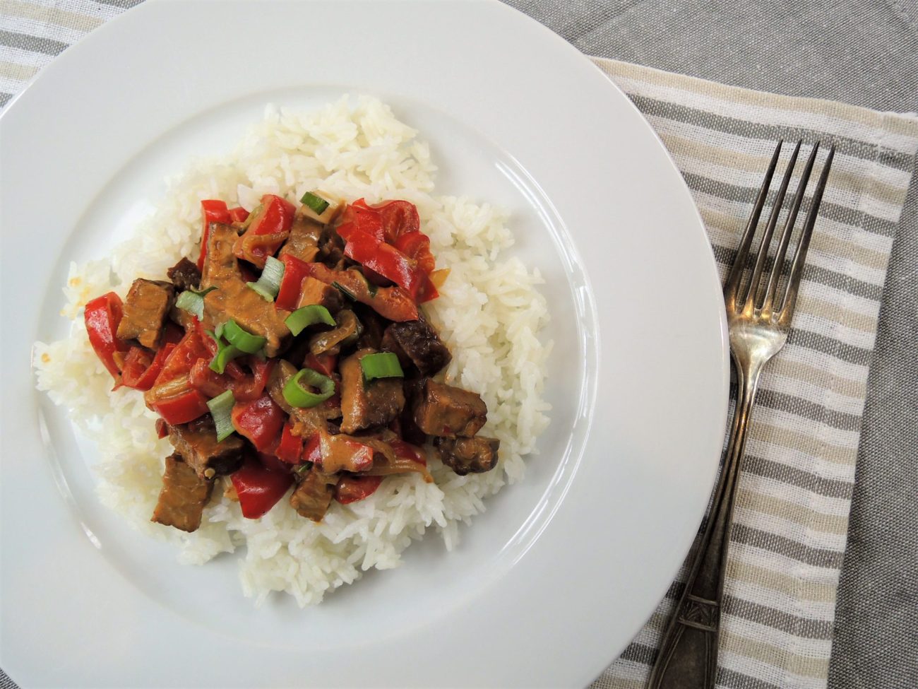 Tempeh na paprice