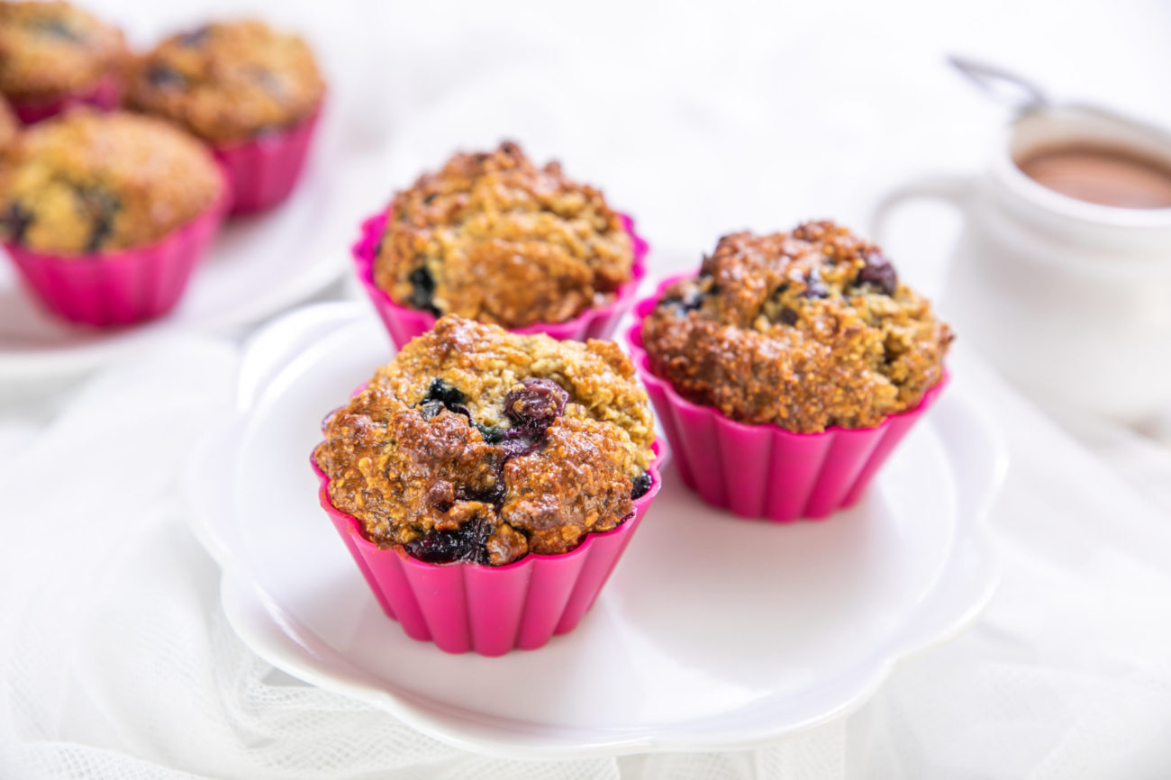Vločkové muffiny s banány a borůvkami