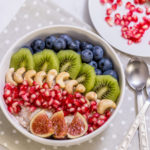 Pohanková kaše s ovocem a ořechy