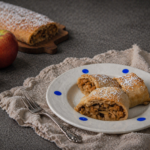 Štrůdl z jogurtového těsta