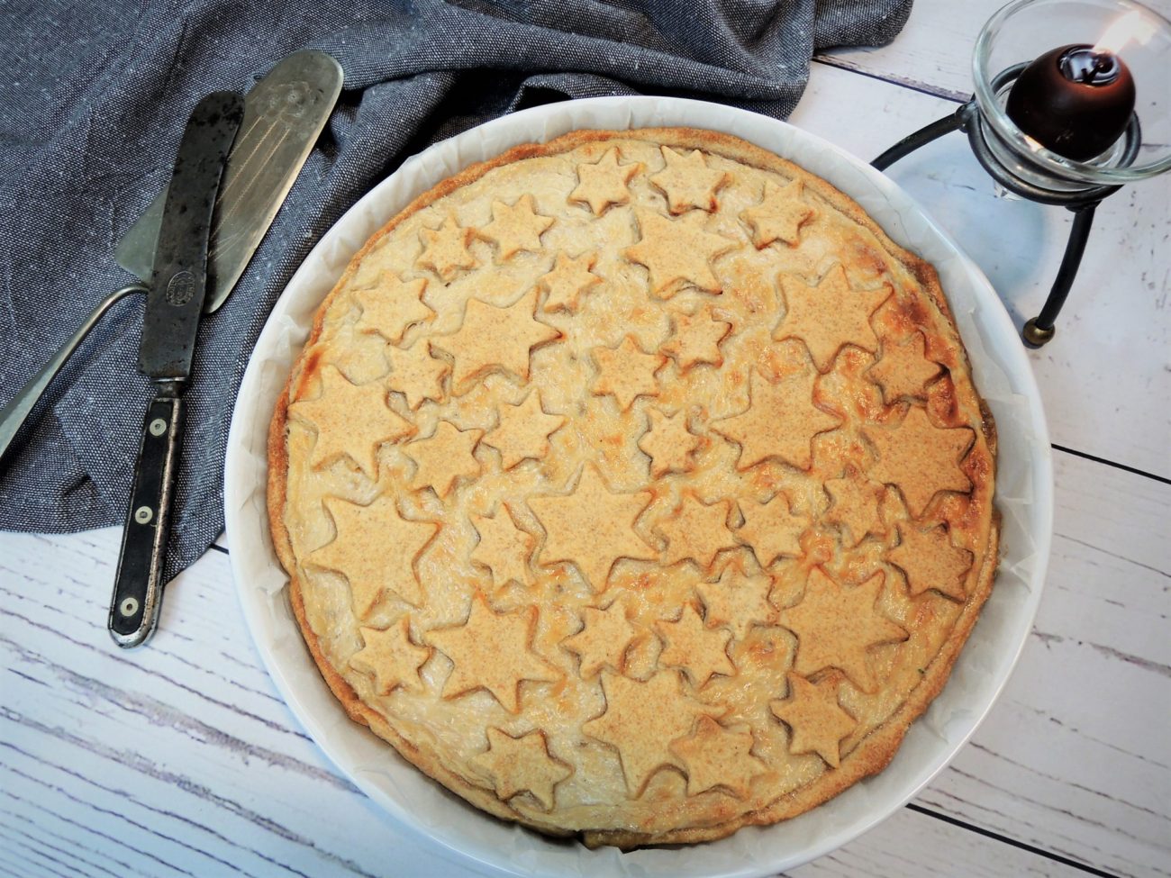 Linecký koláč s banánovým tvarohem