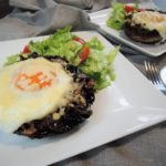 Zapečené portobello s pancettou a gorgonzolou