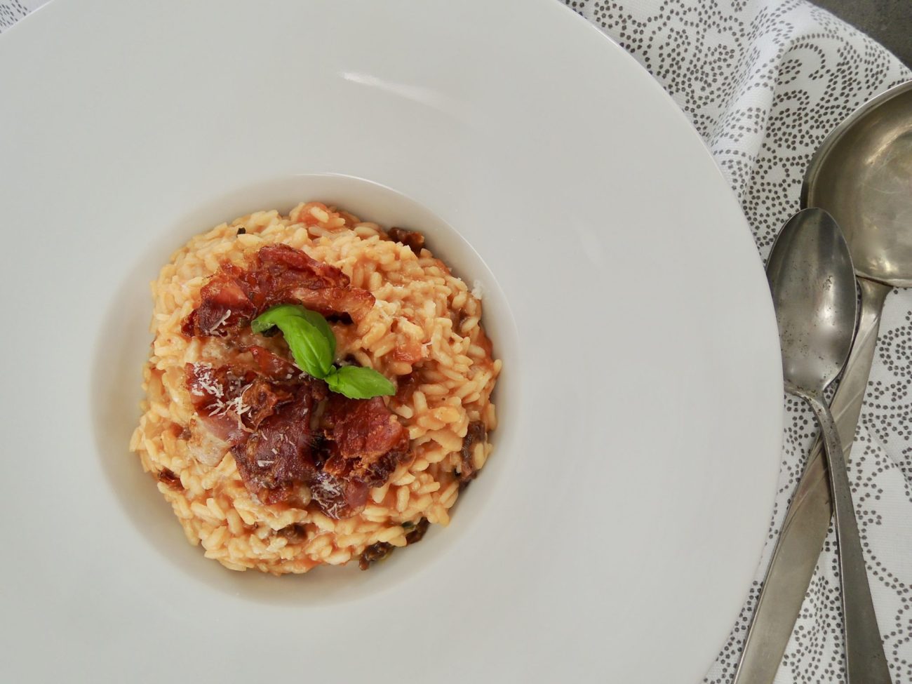 Rajčatové risotto s pancettou