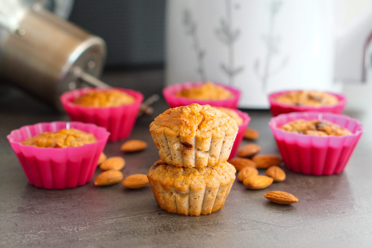 Muffiny z mandlové hmoty s čokoládou